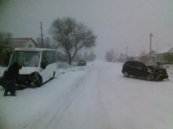 Воронежская автомобилистка устроила страшное ДТП с маршруткой: 5 человек пострадали