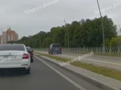 Чудеса нарушения: «превращение» автомобиля в велосипед показали в Воронеже 