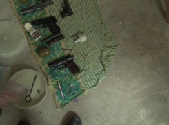 У жителя Воронежа нашли дома склад оружия 