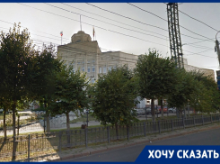 Жители «ужасного» воронежского двора рассказали, как депутатская помощь растворилась в управе Коминтерновского района 