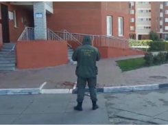 Подозреваемый в жестоком убийстве женщины в Липецке сбежал в Воронежскую область