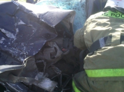 На воронежской трассе «Жигули» столкнулись с «Камазом»