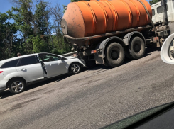 Опубликовано видео массового ДТП с пятью пострадавшими под Воронежем