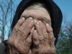 Незваный гость под Воронежем изнасиловал престарелую женщину