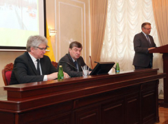 Воронеж готовится к нашествию сосулек: мэр Колиух грозит наказать коммунальщиков