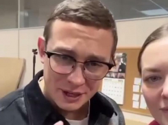 Звезда из «Слово пацана» поздравил жителей Воронежской области с 23 февраля