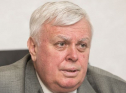 Глава Федерации футбола Александр Пешков отмечает юбилей в Воронеже