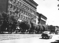 65 лет назад видные писатели проводили открытую встречу с воронежцами