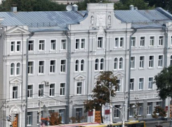 В Воронеже бывший чиновник незаконно устроился на работу