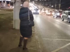 Огромную пробку на Чернавском мосту сняли на видео в Воронеже