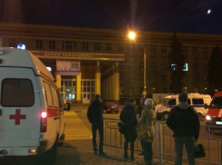 В Воронеже в ВГУ нашли подозрительный предмет: 400 студентов эвакуировали  