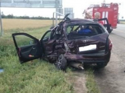 Двое детей пострадали в ДТП с фурой под Воронежем