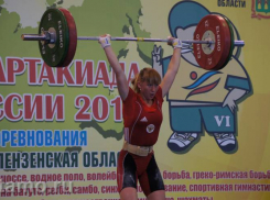 Воронежская штангистка Анастасия Петрова взяла серебро в Китае
