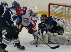 ХК «Россошь» во второй раз обыграл дома ярославский «Локо-Юниор» в полуфинале Кубка Регионов