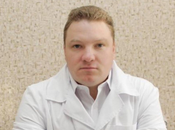 В Воронежской области за взятку начали судить экс-главврача больницы и депутата Атаманова