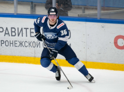 Защитник Малик Алишлалов покидает воронежский ХК «Буран»