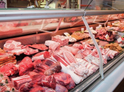 В Воронеже и области организации торговали опасным мясом