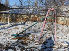 Жалким состоянием двора привлекли внимание мэрии Воронежа