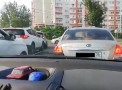 Причину постоянных аварий у воронежского ТЦ выявил водитель 