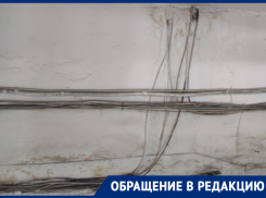 «Чудо, что дом не загорелся»: вооруженные тазиками воронежцы страдают от мокрых сюрпризов девятиэтажки 