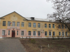 Ужасы 65-летней школы показали на фото под Воронежем 