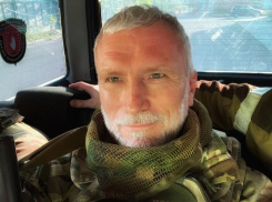 «Требую человеческого отношения»: воронежский депутат Журавлев выступил против еды из личинок