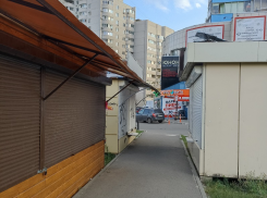 «Ларьки атакуют»: нашествие киосков в Северном районе обостряется