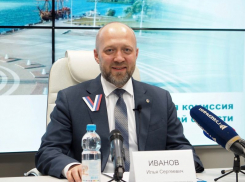 Выходец из УРП и председатель Воронежского облизбиркома отмечает 45-летний юбилей