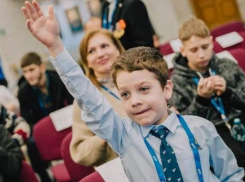7-летний воронежец, спасший семью от пожара, получил медаль «Юный Герой»