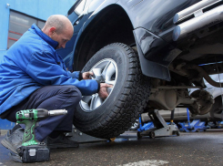 Воронежским водителям пора менять летнюю резину за зимнюю