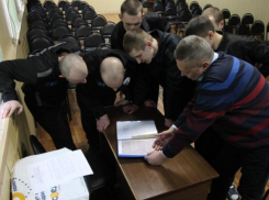 Арестанты из воронежского СИЗО-1 дружно избрали Гусева своим губернатором