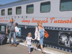 Двухэтажные поезда Москва-Воронеж назовут в честь известных актеров и режиссеров