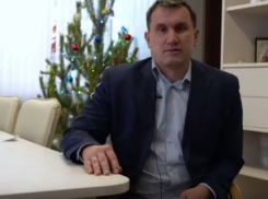 «Спасибо, что не спасовали», - главврач воронежской больницы поздравил медиков с Новым годом