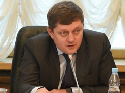 Олег Пахолков начал прорабатывать в Госдуме пути спасения от экокатастрофы рек Волги и Дона
