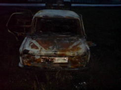 В Аннинском районе при возгорании автомобиля «ВАЗ-2101» погиб человек