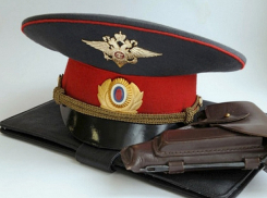 Воронежец дал полицейскому 10 тысяч рублей, чтобы незаконно купить мощное оружие