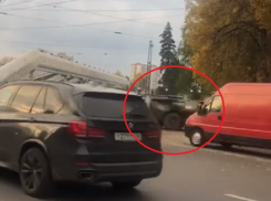 Мощную боевую машину заметили в центре Воронежа
