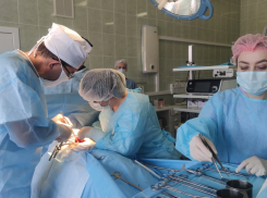 Огромную опухоль вырезали из грудной клетки 18-летней девушки в Воронеже