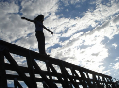 В Воронежской области 15-летняя школьница сбросилась с моста