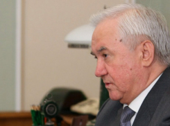 Экс-губернатор Владимир Кулаков, опасаясь уголовного преследования, уехал заграницу?