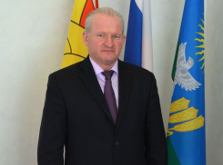 Префект Воробьевского района хочет сохранить пост в Воронежской области