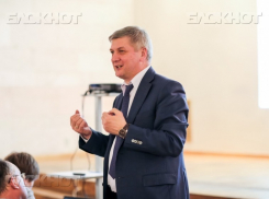 Губернатора Гусева обвинили в антиконституционном вмешательстве в выборы мэра Воронежа 