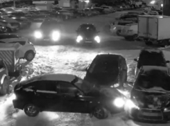 Скользкая дорога выставила автомобилиста в невыгодном свете в Воронеже