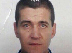 В Воронеже разыскивают мужчину в черных сланцах