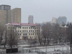 Сказочный снегопад обрушился на Воронеж