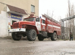 В Воронеже из-за повреждения мусоровозом газопровода эвакуировали почти 80 человек