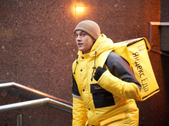 Как работает доставка еды и продуктов во время пандемии