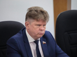 Ездил в Германию и собирал деньги телемарафоном главврач и депутат Коробов