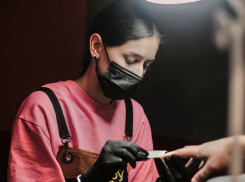 Мужской маникюр и педикюр в барбершопе OldBoy