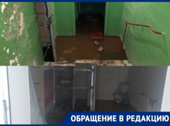 Одинокий унитаз в захваченной колясочной затопил подъезд и вынудил воронежцев собирать жидкие фекалии вручную 